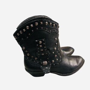 VINCE CAMUTO Black Studded Leather Cowgirl Boots